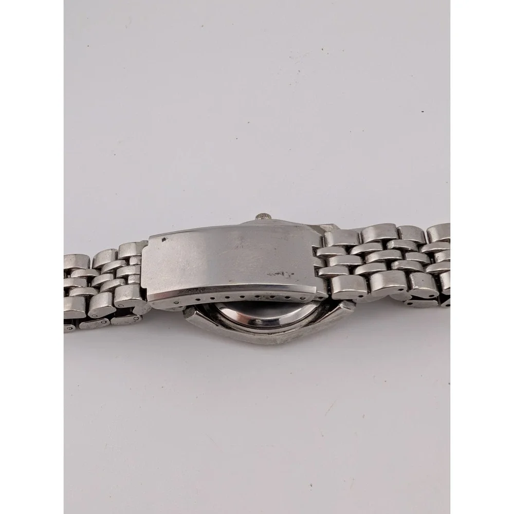 Women's Quartz Watch 28mm Case Faux Marble Dial 7.25